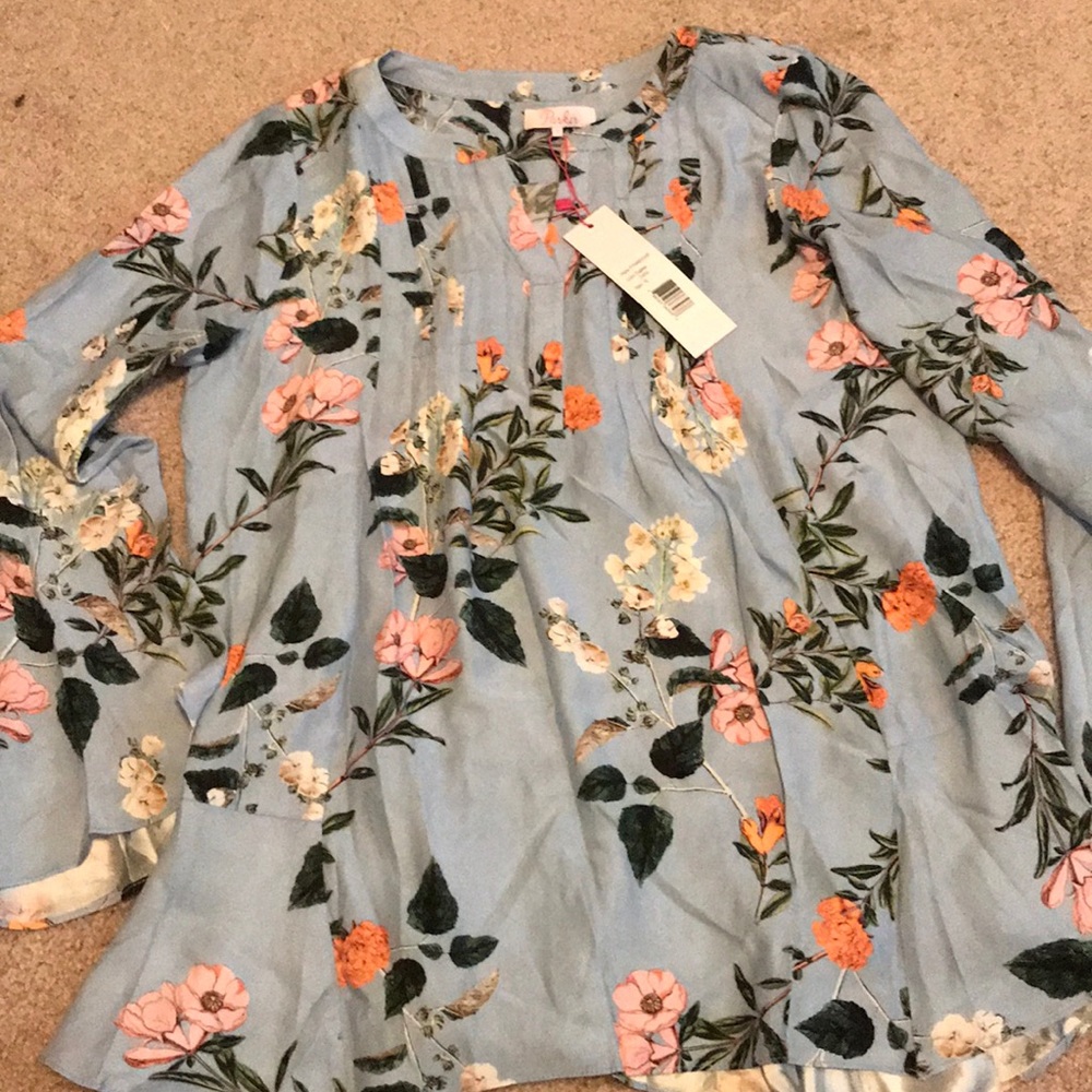 Parker Rudi Bell Sleeve Silk Blouse. NWT. Size S